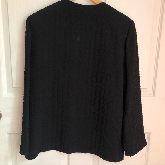 TALBOTS PETITE Black quilted blazer jacket button down cardigan jacket size 12 P - Picture 3 of 11